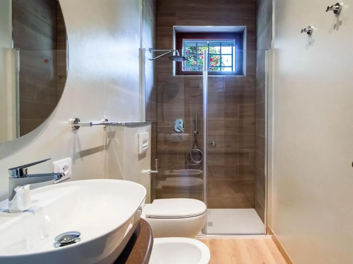 Holiday Home Villa Camelia By Interhome Porto Valtravaglia